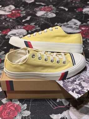 NEW PRO-KEDS ROYAL LO CVS PALE YELLOW CANVAS SNEAKERS SHOES SZ MENS 7.5 WOMENS 9